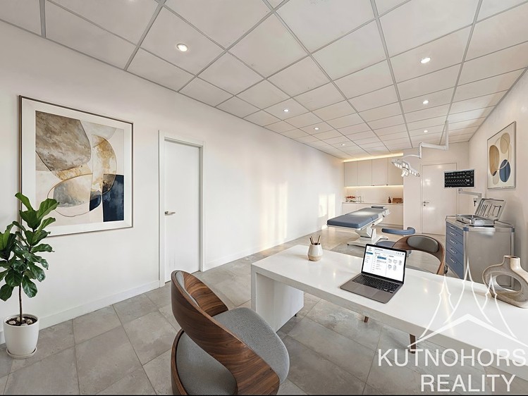 Prodej komerční nemovitosti 318 m² - foto 5