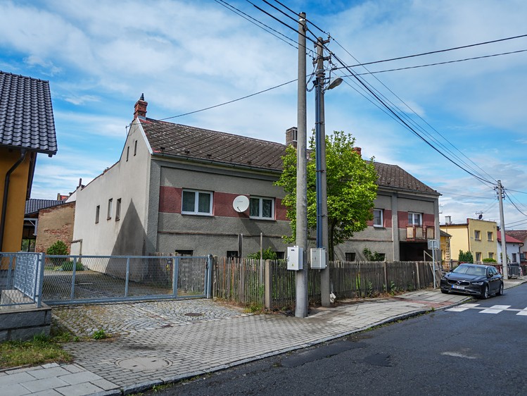 Prodej komerční nemovitosti 2 522 m² - foto 2