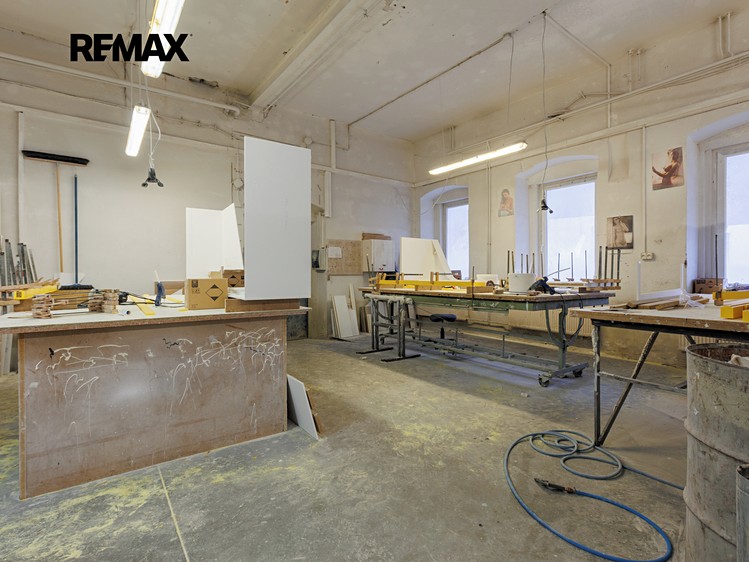 Prodej výrobní haly, prostoru 1 766 m² - foto 4