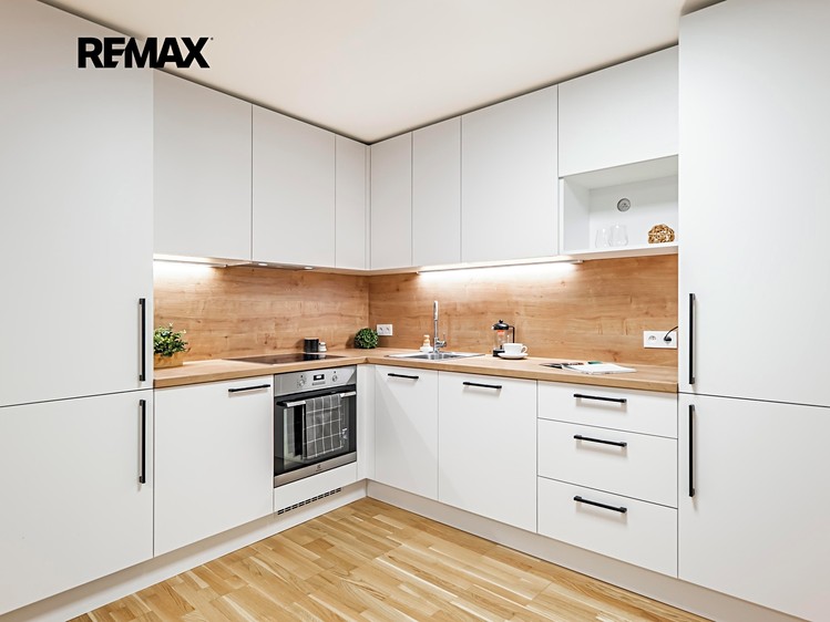Prodej činžovního domu 340 m² - foto 2