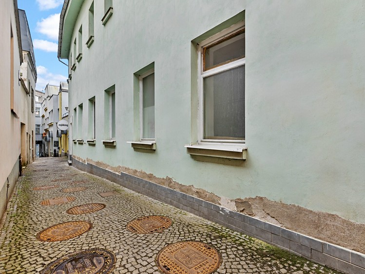 Prodej komerční nemovitosti 122 m² - foto 1