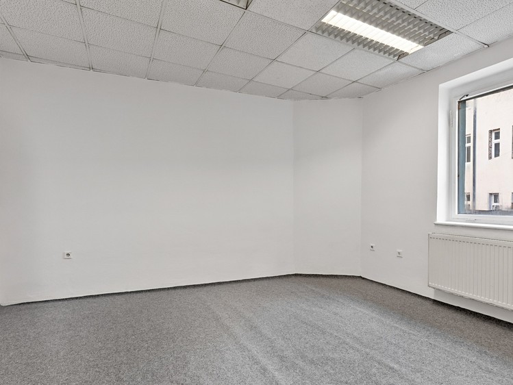 Prodej komerční nemovitosti 122 m² - foto 8