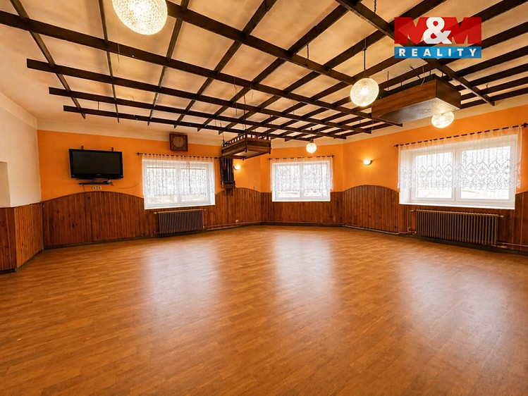Prodej restaurace 300 m² - foto 2