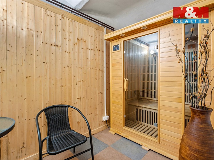 Prodej činžovního domu 680 m² - foto 3