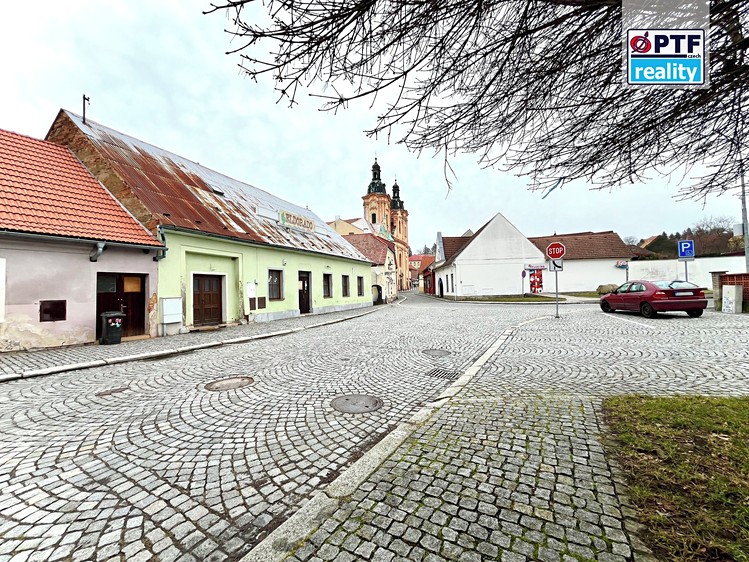 Prodej obchodního prostoru 180 m² - foto 4