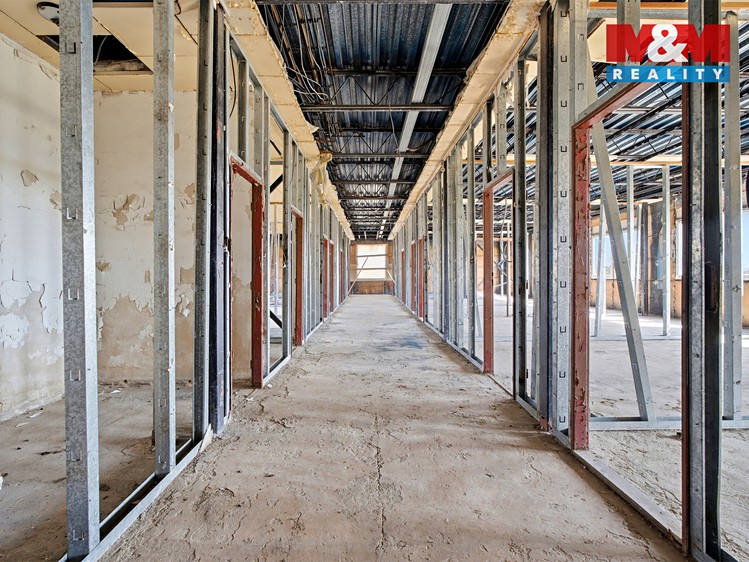 Prodej činžovního domu 1 800 m² - foto 5
