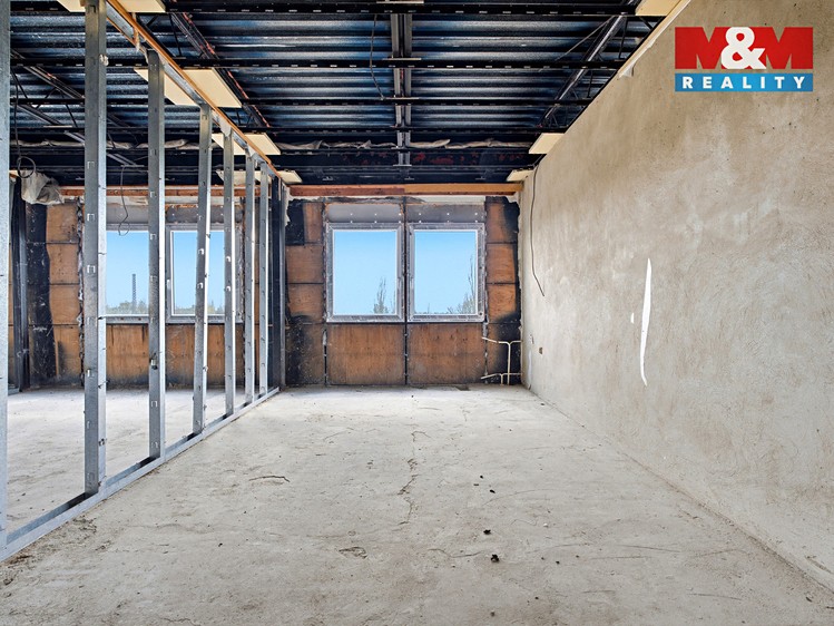 Prodej činžovního domu 1 800 m² - foto 6