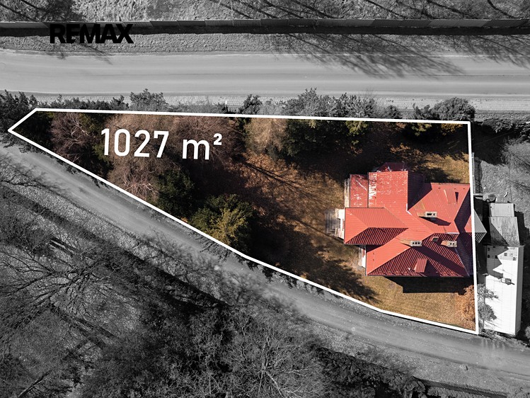 Prodej kanceláře 280 m² - foto 1