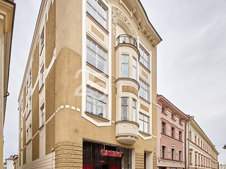 Prodej činžovního domu 680 m² - foto 1