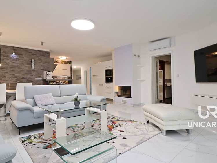 Prodej činžovního domu 523 m² - foto 5