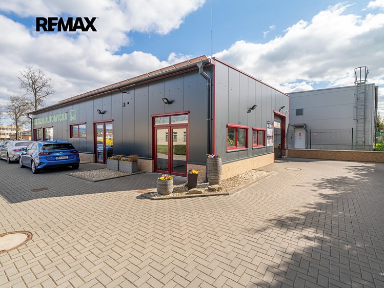 Prodej komerční nemovitosti 297 m² - foto 2
