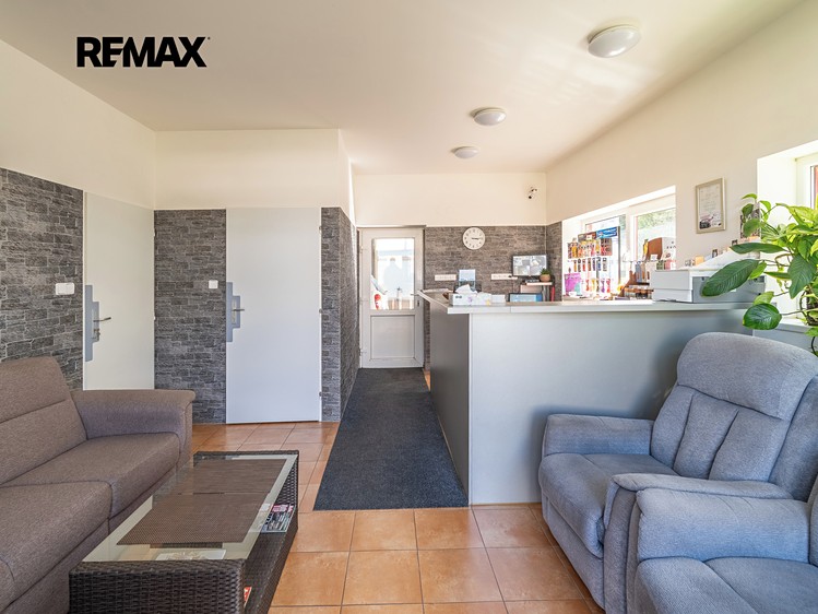 Prodej komerční nemovitosti 297 m² - foto 6