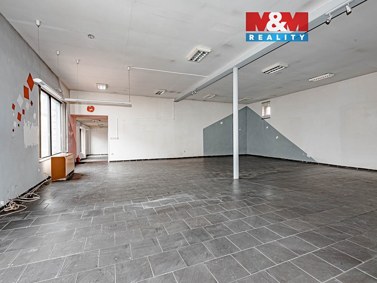 Prodej kanceláře 154 m² - foto 1