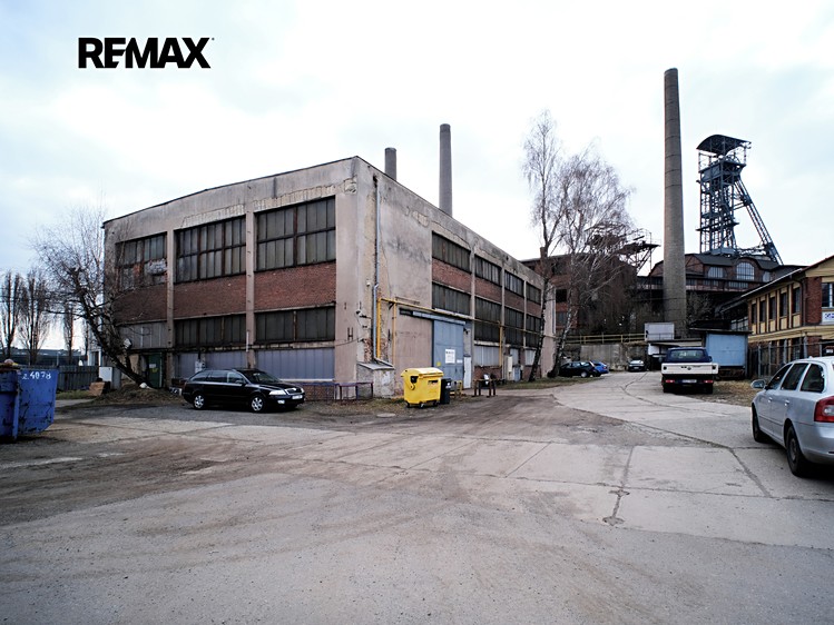 Prodej výrobní haly, prostoru 500 m² - foto 2