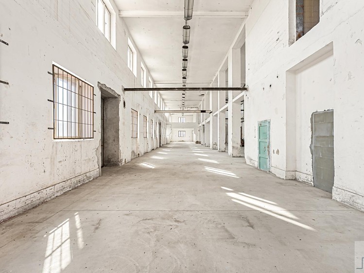Prodej výrobní haly, prostoru 1 970 m² - foto 8