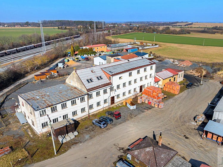 Prodej výrobní haly, prostoru 1 970 m² - foto 6