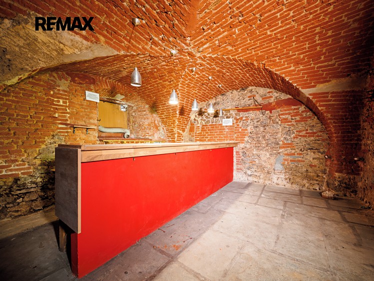 Prodej restaurace 95 m² - foto 1