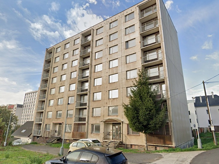 Prodej činžovního domu 3 000 m² - foto 1