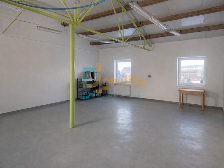 Prodej výrobní haly, prostoru 790 m² - foto 2