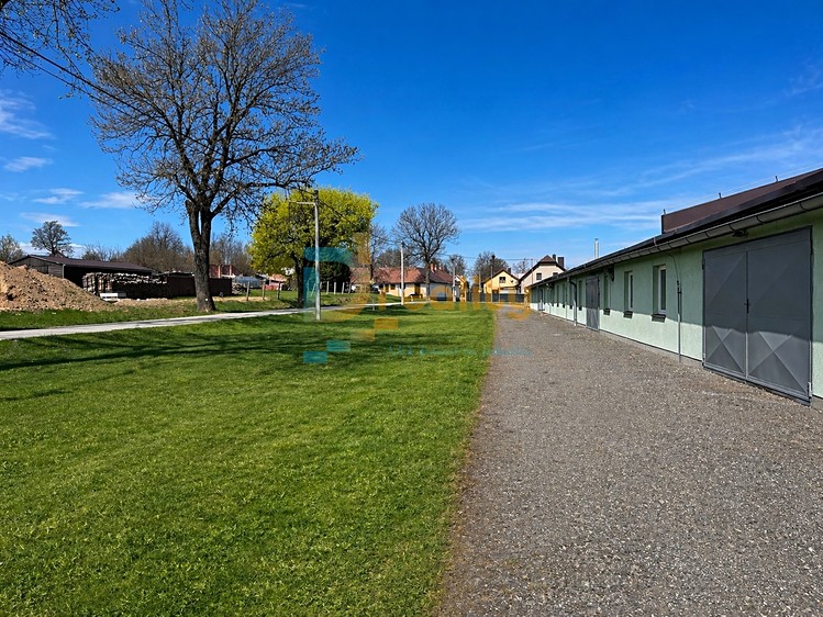 Prodej výrobní haly, prostoru 790 m² - foto 1