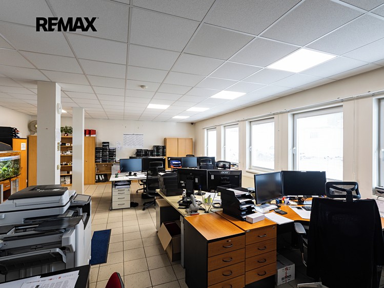 Prodej skladového prostoru 4 000 m² - foto 5
