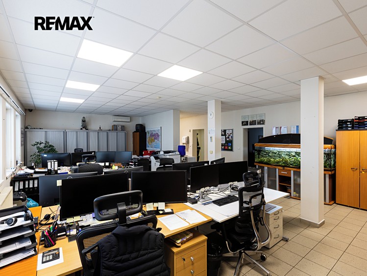 Prodej skladového prostoru 4 000 m² - foto 6