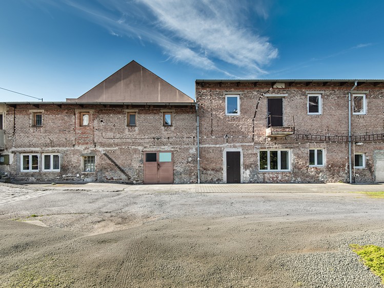 Prodej obchodního prostoru 340 m² - foto 2