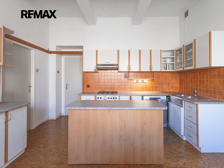 Prodej obchodního prostoru 553 m² - foto 5