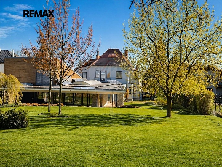 Prodej ubytovacího zařízení 860 m² - foto 2