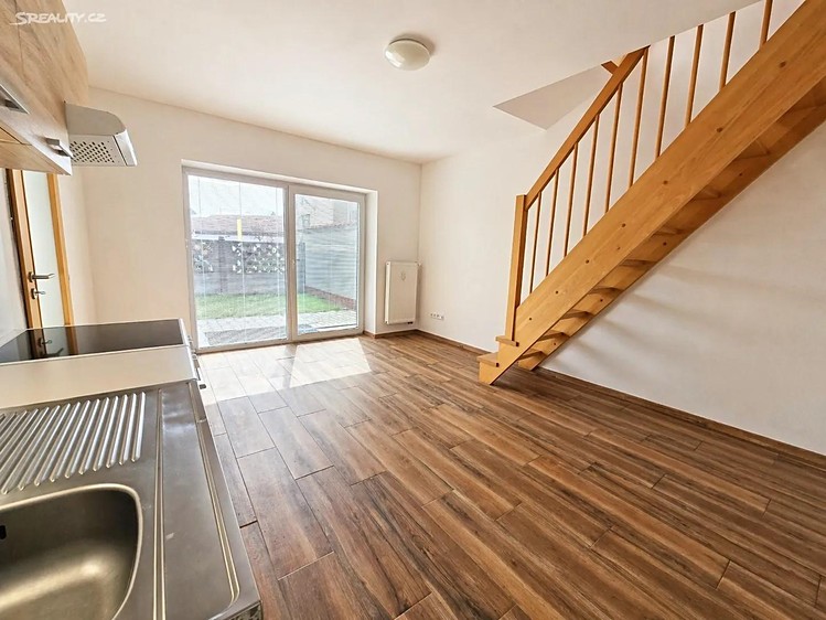 Prodej činžovního domu 385 m² - foto 7