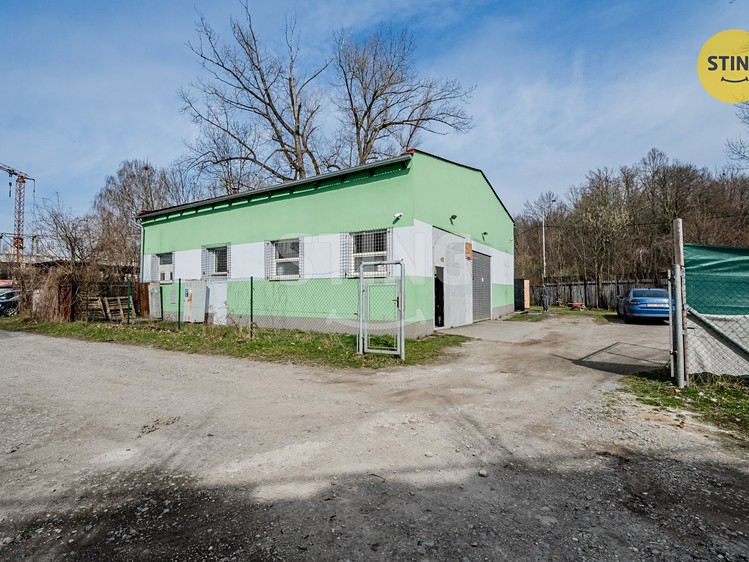 Prodej výrobní haly, prostoru 196 m² - foto 4