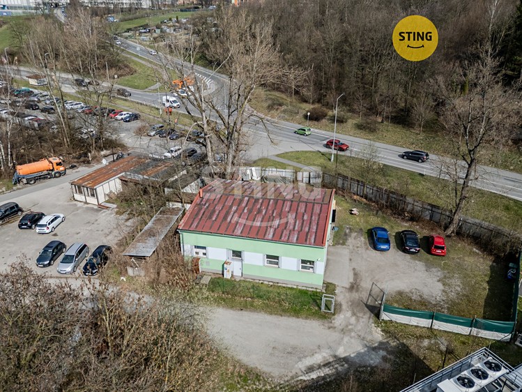 Prodej výrobní haly, prostoru 196 m² - foto 1