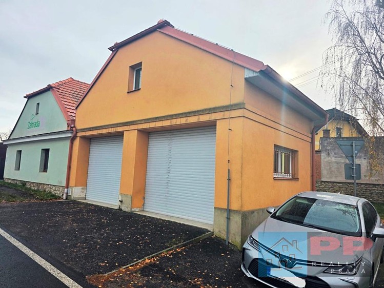 Prodej komerční nemovitosti 90 m² - foto 1