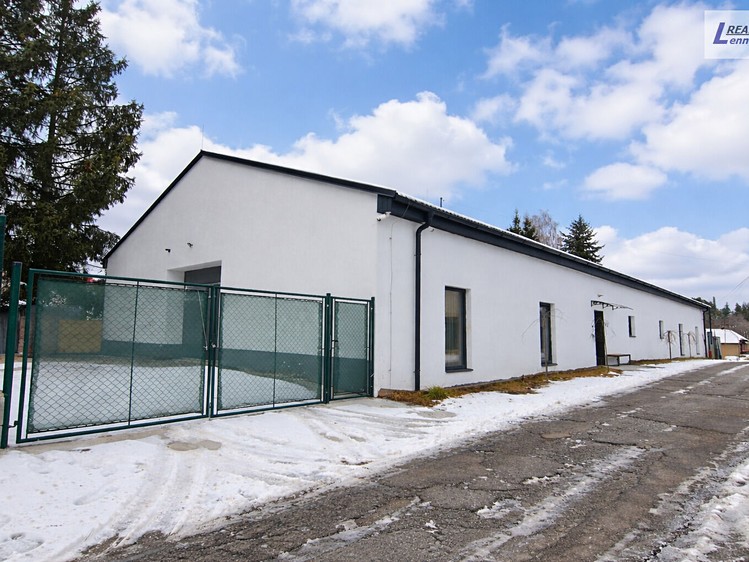 Prodej výrobní haly, prostoru 400 m² - foto 1