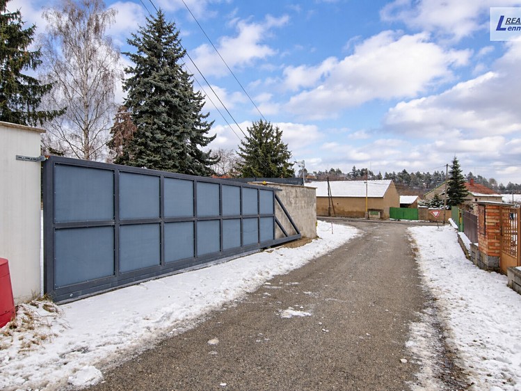 Prodej výrobní haly, prostoru 400 m² - foto 4