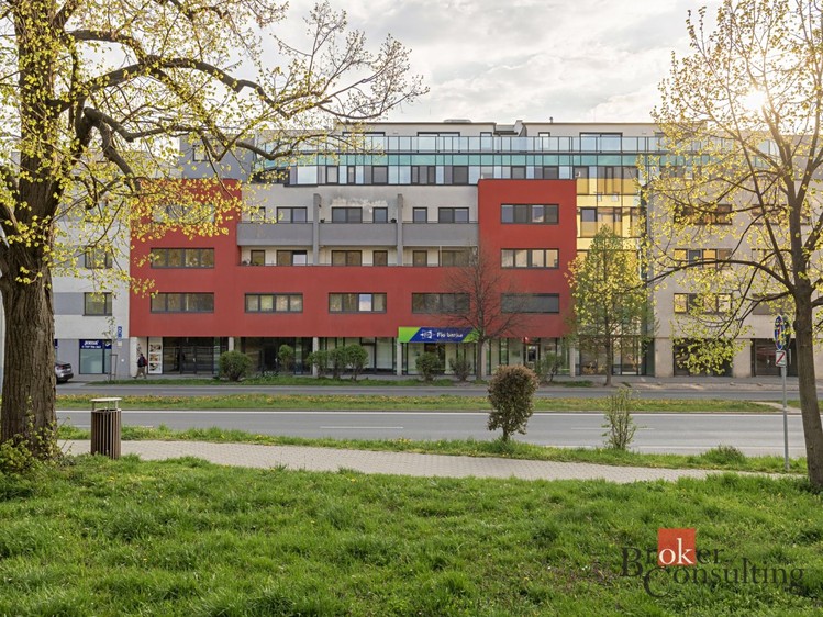 Prodej komerční nemovitosti 80 m² - foto 4
