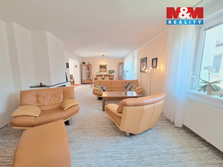 Prodej kanceláře 250 m² - foto 2
