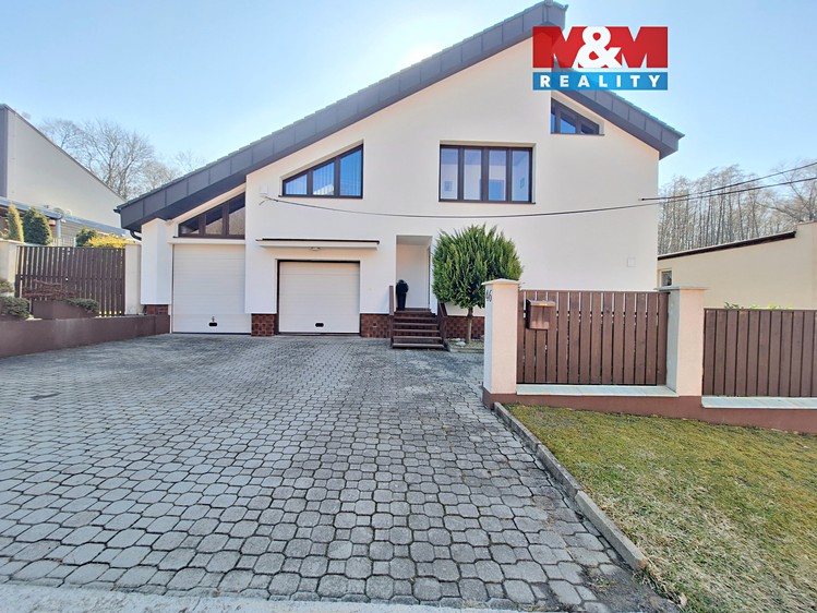 Prodej kanceláře 250 m² - foto 1