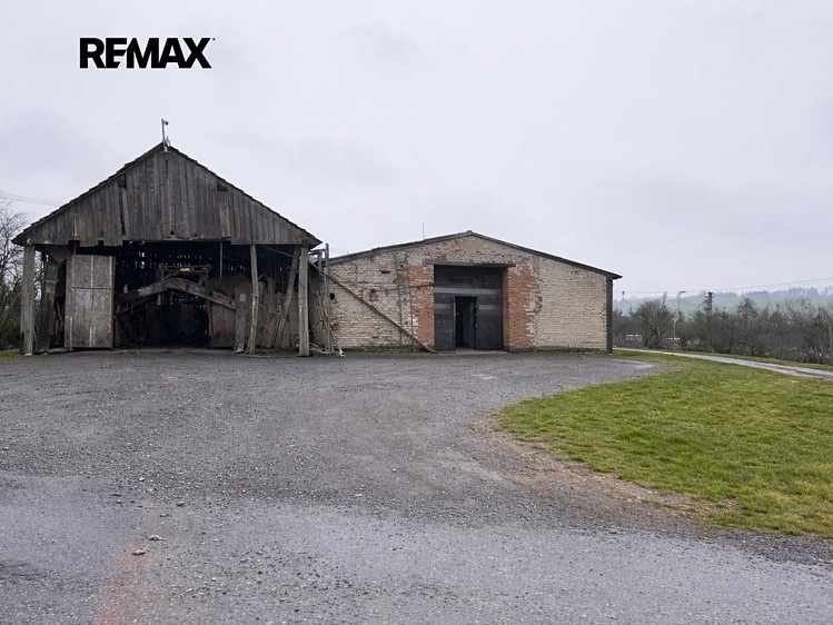 Prodej zemědělského objektu 1 200 m² - foto 2