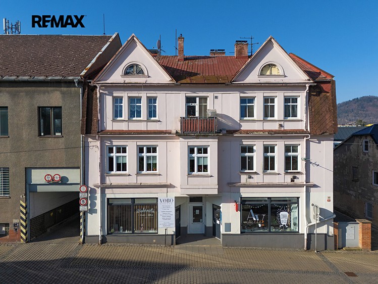Prodej činžovního domu 385 m² - foto 1