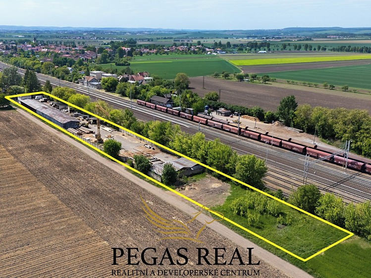 Prodej výrobní haly, prostoru 6 455 m² - foto 1