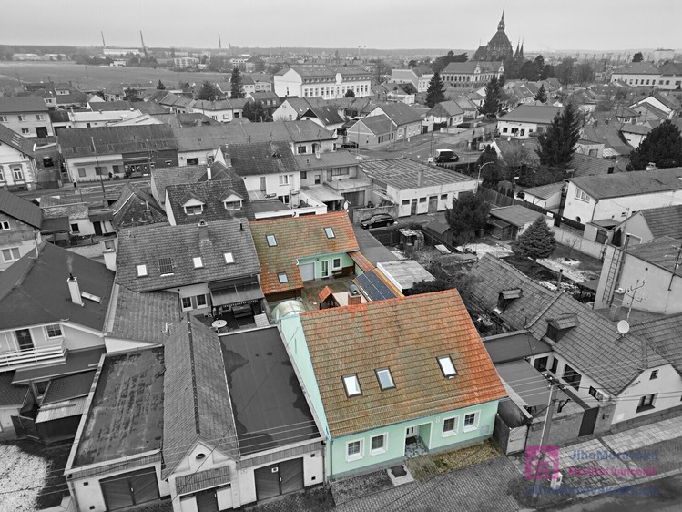 Prodej ubytovacího zařízení 275 m² - foto 1