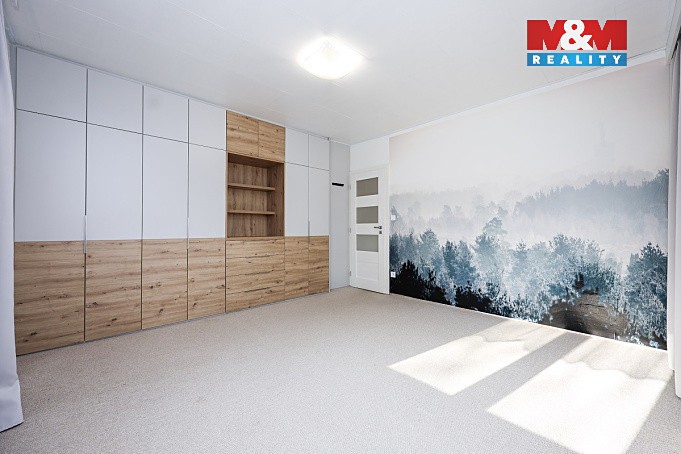 Prodej obchodního prostoru 180 m² - foto 6