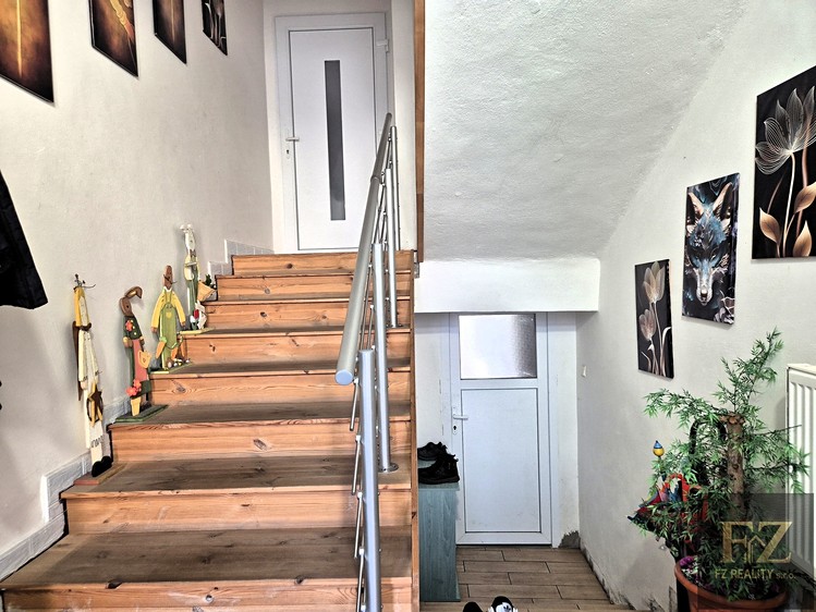 Prodej činžovního domu 330 m² - foto 7
