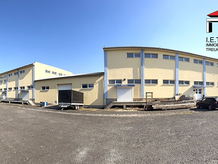 Prodej výrobní haly, prostoru 3 500 m² - foto 4