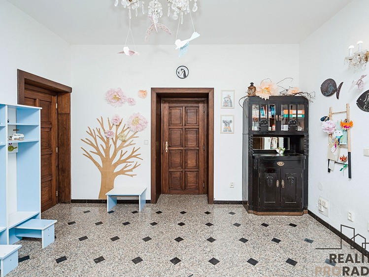 Prodej obchodního prostoru 135 m² - foto 2