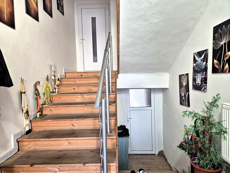 Prodej činžovního domu 330 m² - foto 7