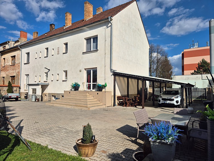 Prodej činžovního domu 330 m² - foto 5
