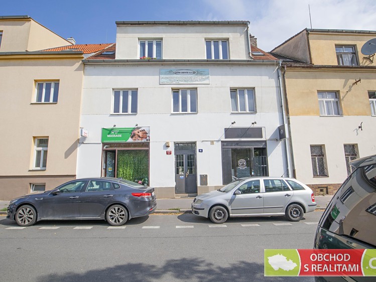 Prodej komerční nemovitosti 300 m² - foto 1
