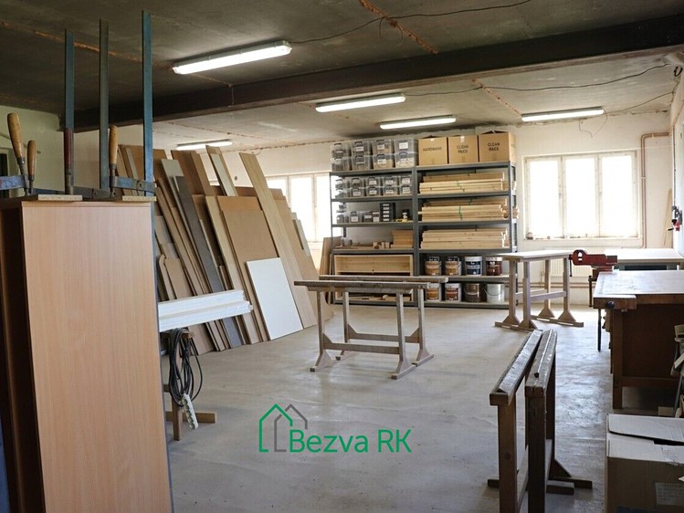 Prodej výrobní haly, prostoru 1 924 m² - foto 8